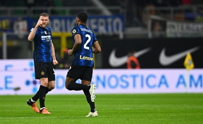 iG冲击两连胜！TES再战JDG，Kanavi成为关键