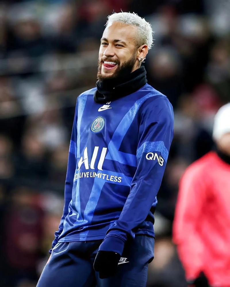 意甲-阿瑙替补制胜 国米2-1佛罗伦萨距榜首1分